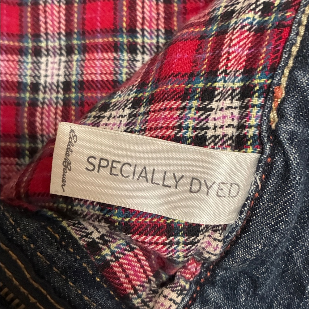 Women's Boyfriend Flannel-Lined Jeans - Picture 3 of 6